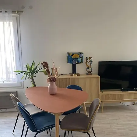 Apartment 1 Proche Gare De *