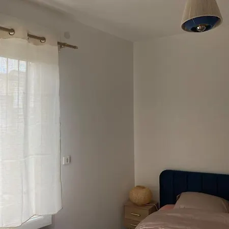1 Proche Gare De Apartment
